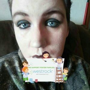 Meet your Posher, Vivian